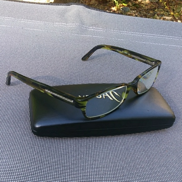 Versace Accessories - Versace glasses